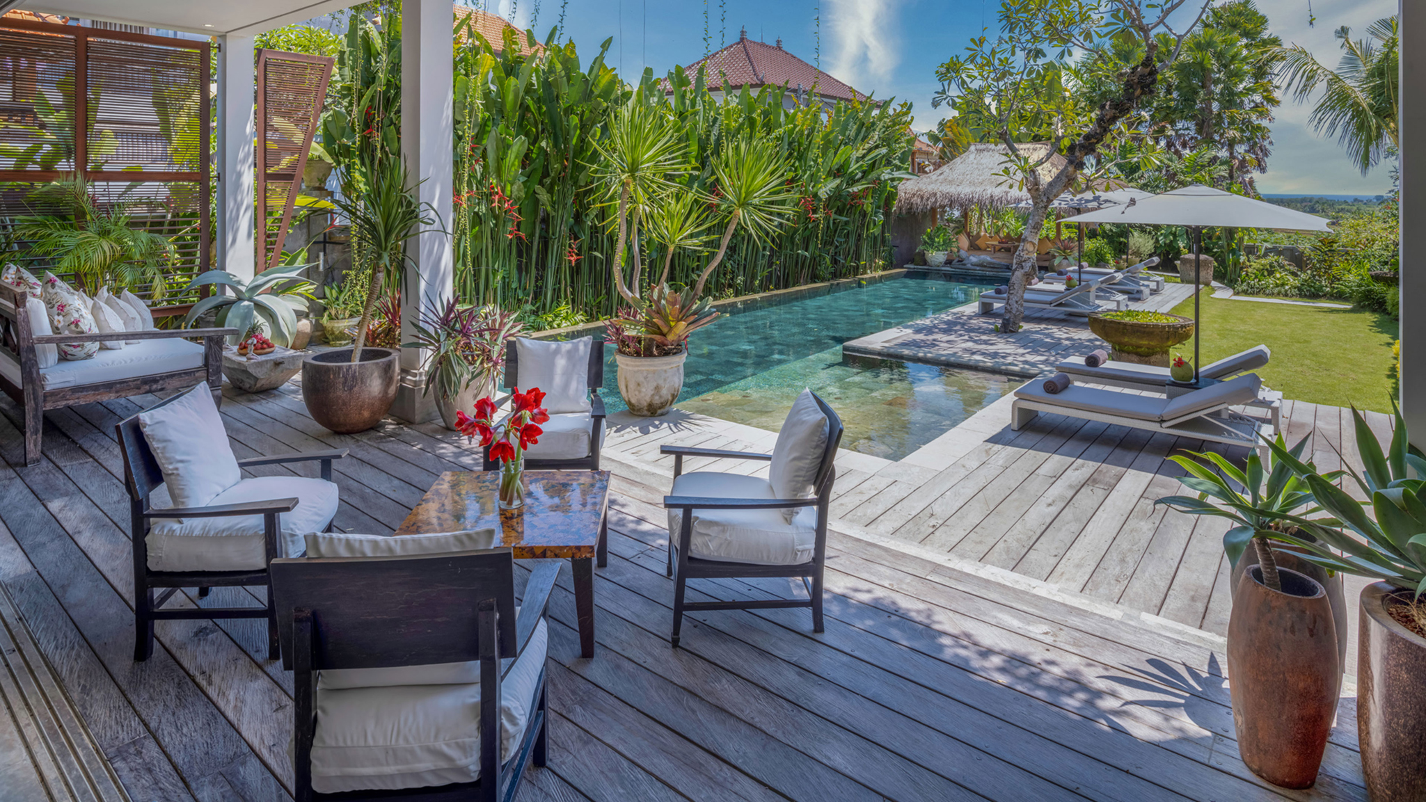 Villa Mandalay Dua - Relax and enjoy the poolside Villa Mandalay Dua - Relax and enjoy the poolside